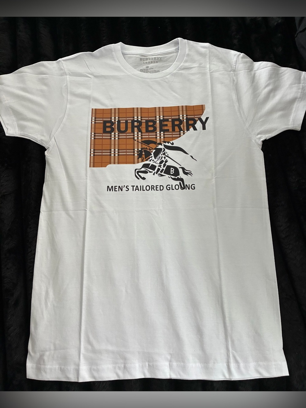 New Men's Luxury Graphic Designer White T-shirt Size Medium